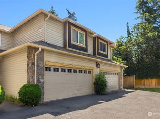 11107 Woodinville Dr APT 4, Bothell, WA 98011