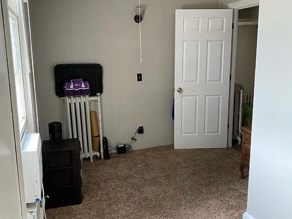 2nd image of 1165 W 4th St #1
