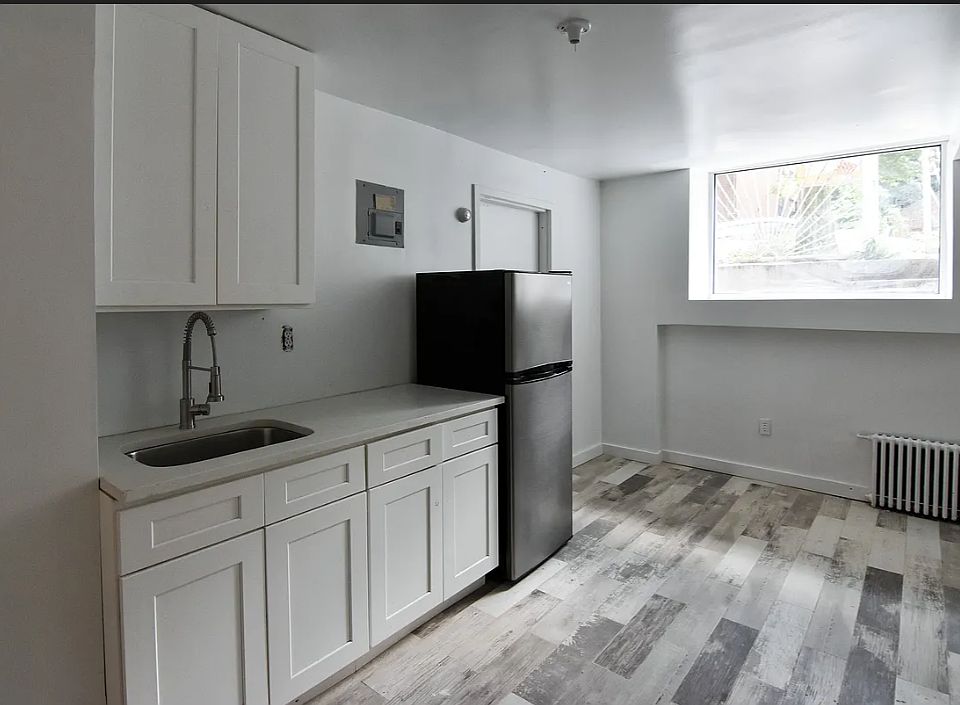 2nd image of 187 Metropolitan Ave APT 1