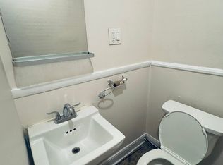 68 Winter St APT 3L, Manville, RI 02838