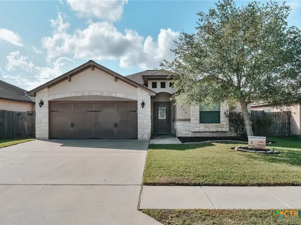 405 Tuscany Dr, Victoria, TX 77904