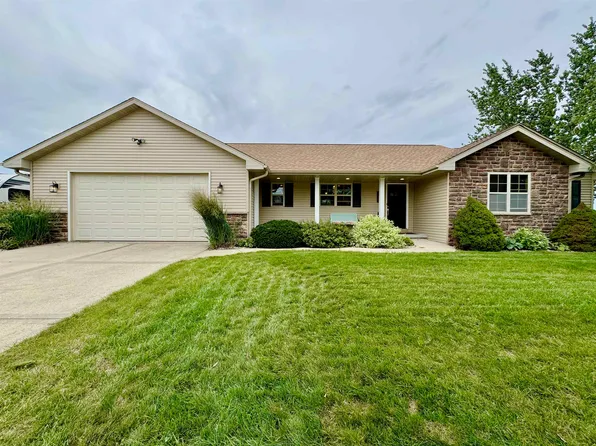 219 N Water St, Evansville, WI 53536
