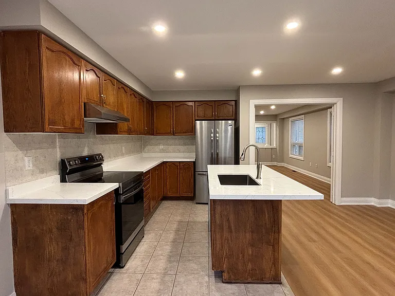 3234 Raindance Cres — Photo 11