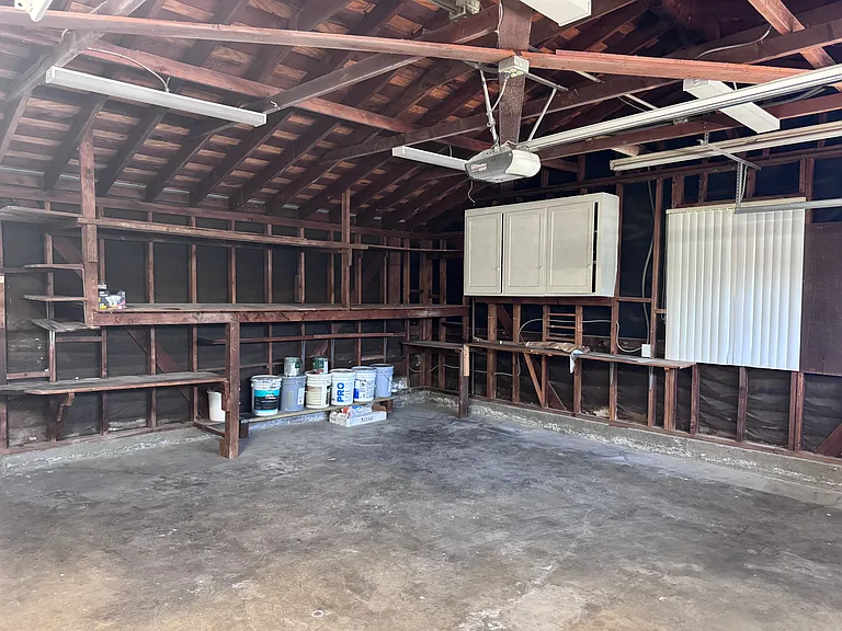 11938 Susan Ave — Photo 12