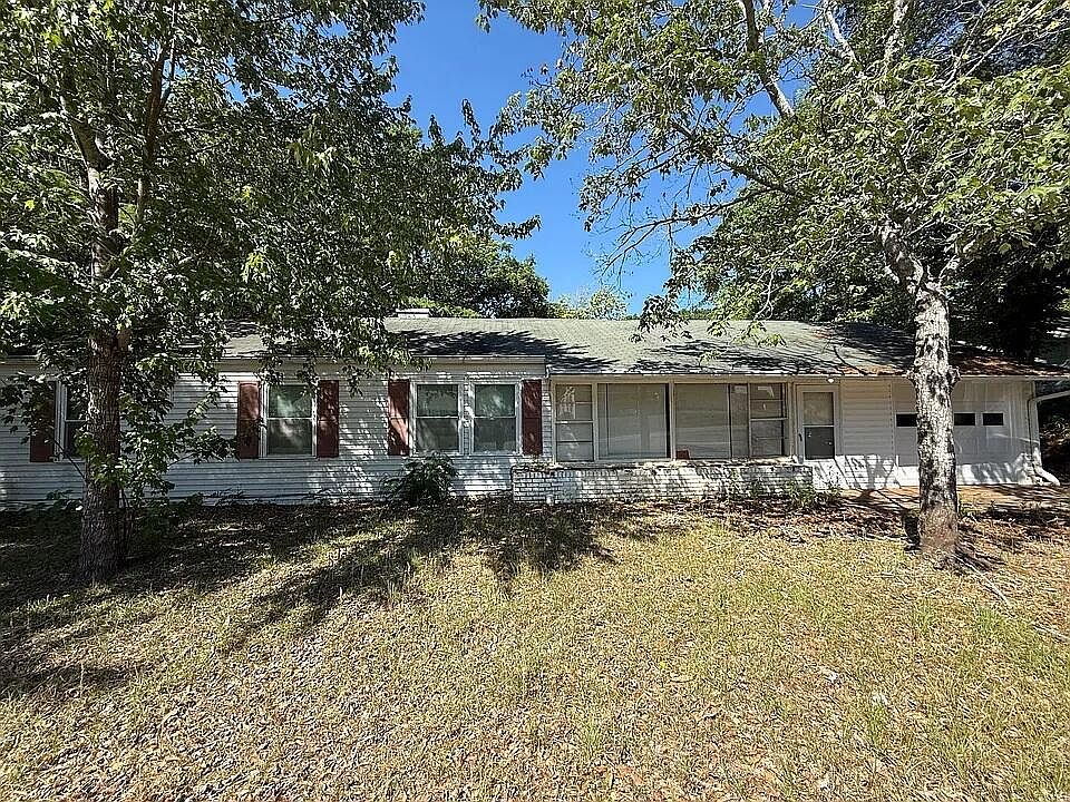 1st image of 1023 Croft Ave NE