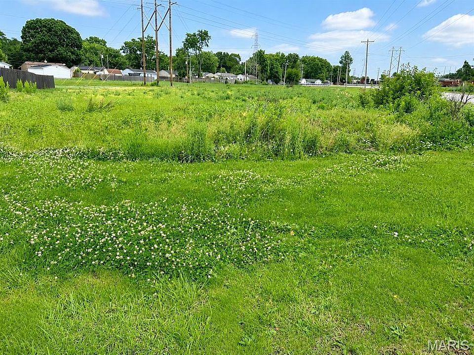 2nd image of 2333 Hunters Point Dr