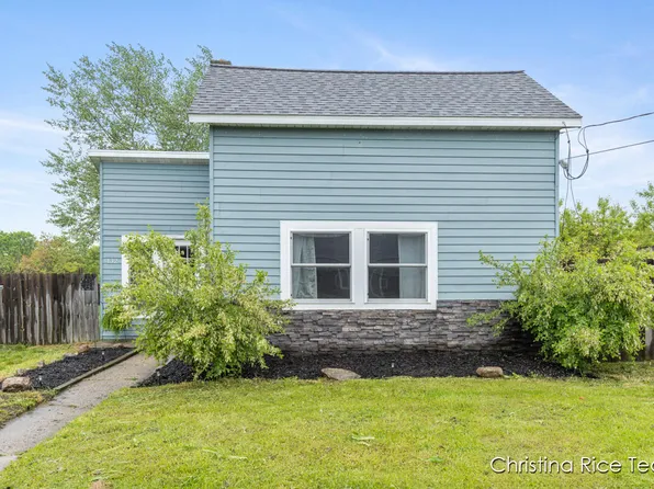 132 W Grand St, Pierson, MI 49339