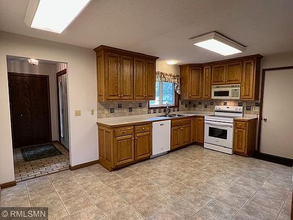 4th image of 913 Westlyn Ct