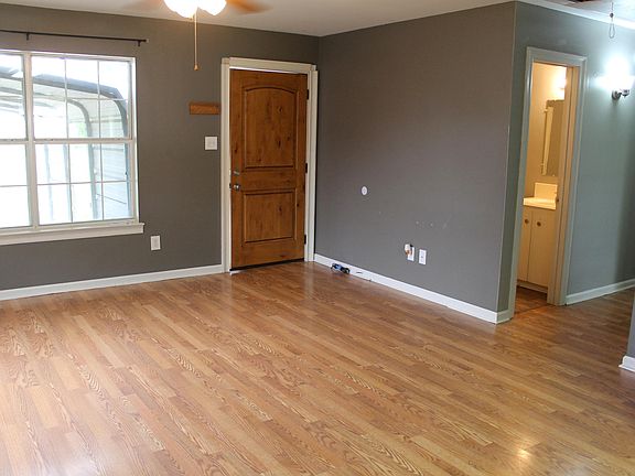 5th image of 4916 Brian Blvd