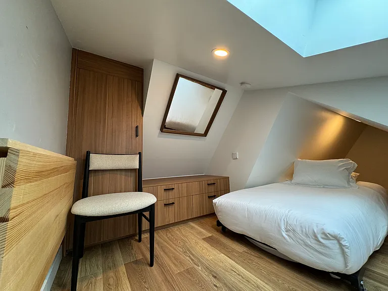 910 W Hallam St #9 — Photo 17