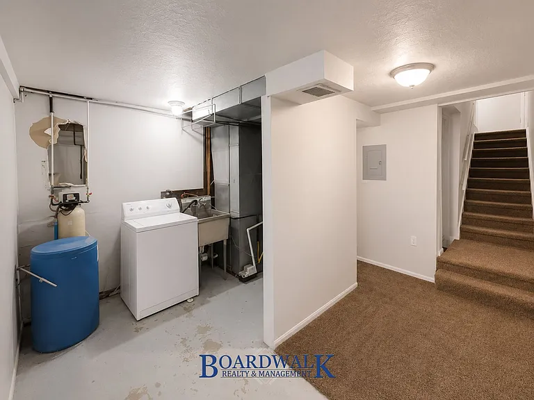 1016 E 3825 S — Photo 12
