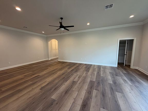 2nd image of 272 Kings Wood Ave
