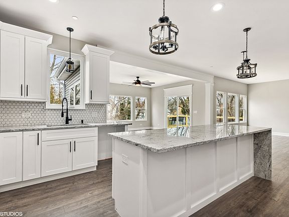 4th image of 23768 N Overhill Dr