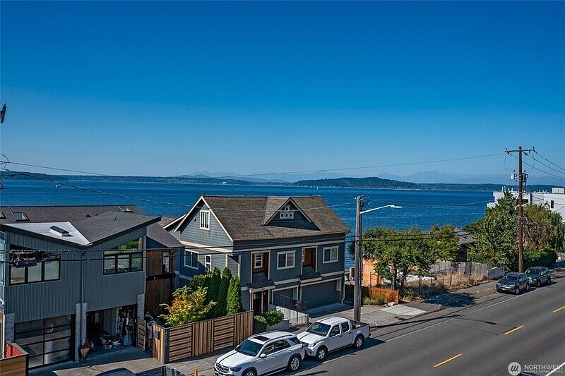1st image of 4226 Beach Dr SW APT 303