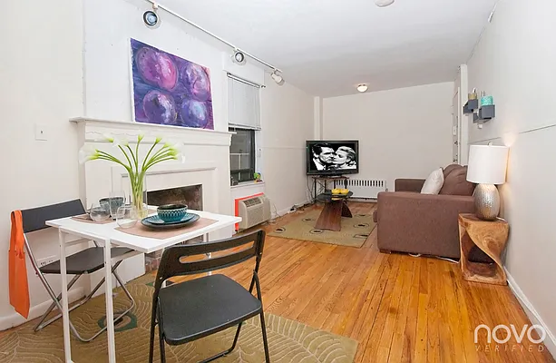 Rented by NOVO | media 28