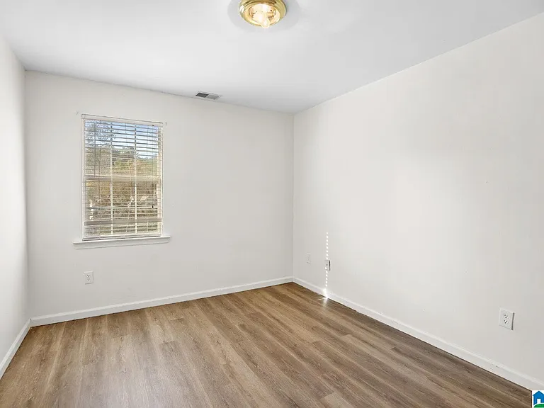 428428 Cambrian Ridge Trl — Photo 21
