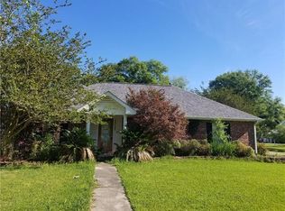 30123 Leslie St, Albany, LA 70711
