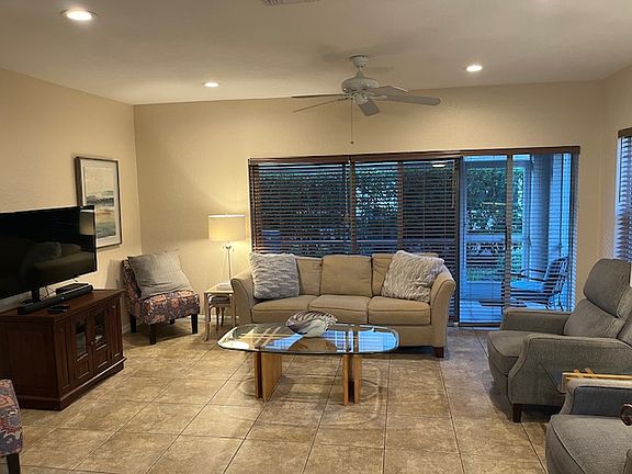 3rd image of 10110 Spyglass Hill Ln