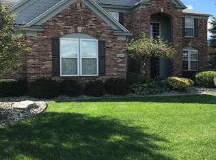 8296 Oxford Ln, Grand Blanc, MI 48439