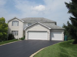 33 Emily Ln, Lemont, IL 60439