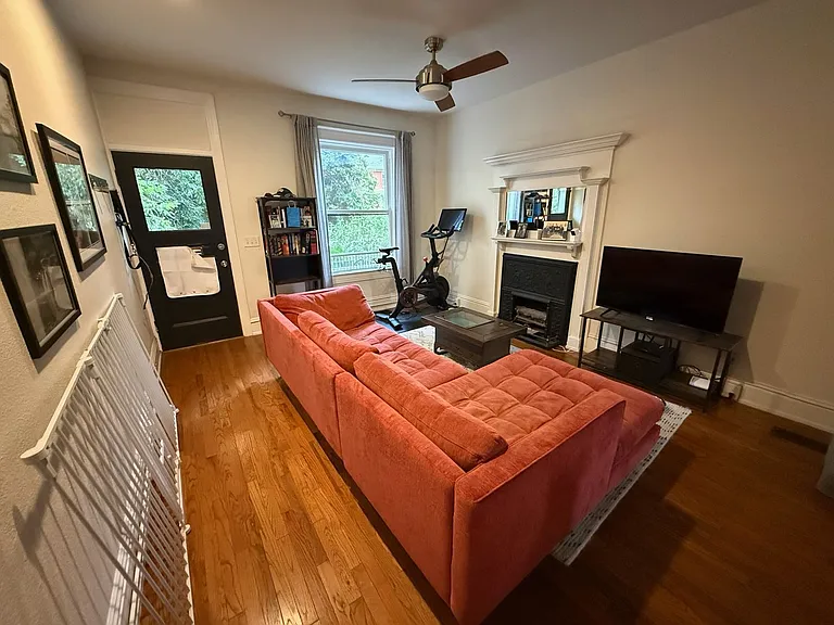 2073 N Emerson St — Photo 2