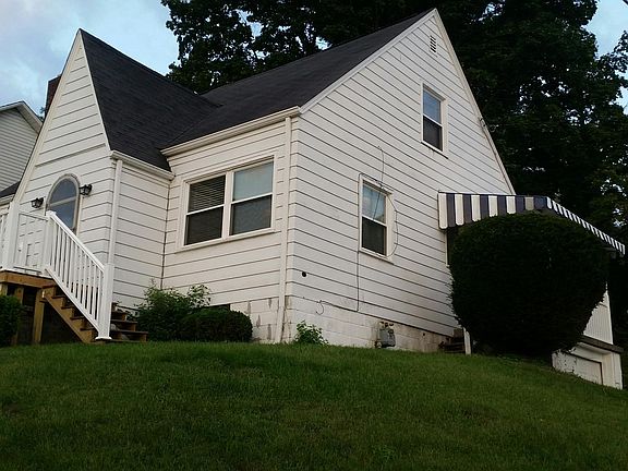 2nd image of 1055 Orchard Ave