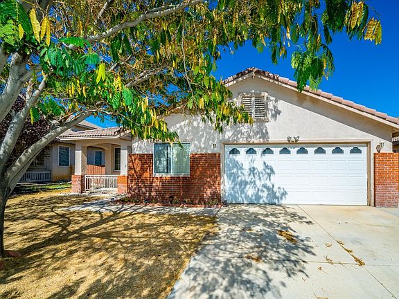 2nd image of 14296 Aspen Ct