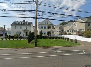 957 Shippan Ave #1, Stamford, CT 06902