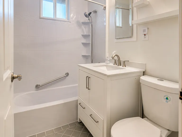 21 Emerald Ct — Photo 16
