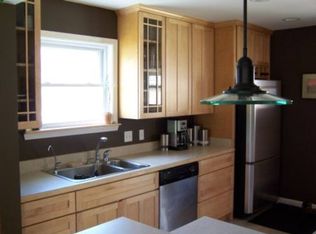 1400 Hatcher Cres, Ann Arbor, MI 48103