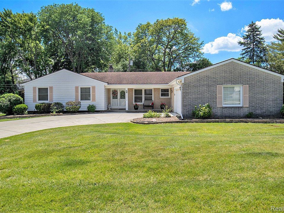 1st image of 25815 Skye Dr