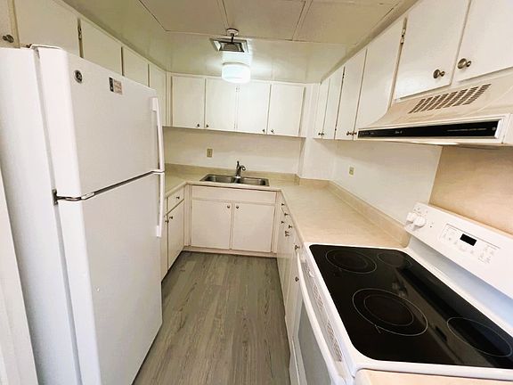 5th image of 2499 Kapiolani Blvd APT 1503