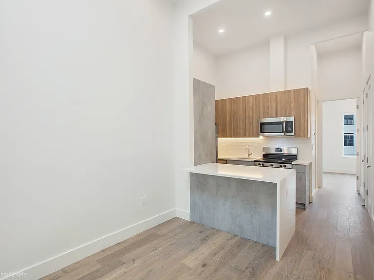 190 Wyckoff Ave #3R — Photo 6