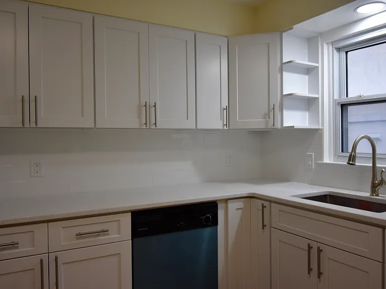 356 Slocum Way — Photo 2