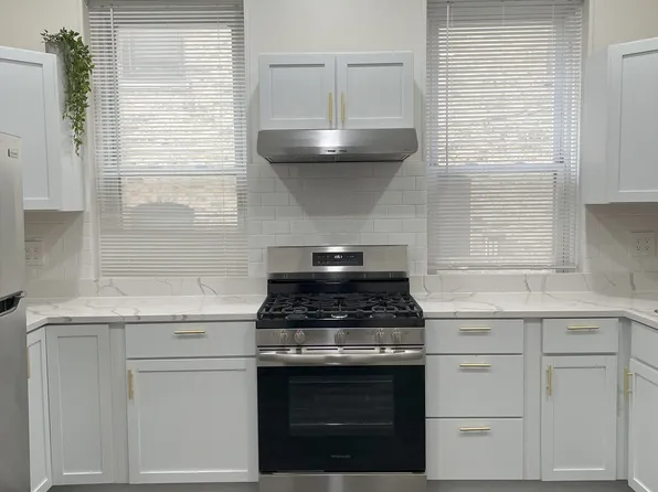 1406 N Noble St #1F, Chicago, IL 60642