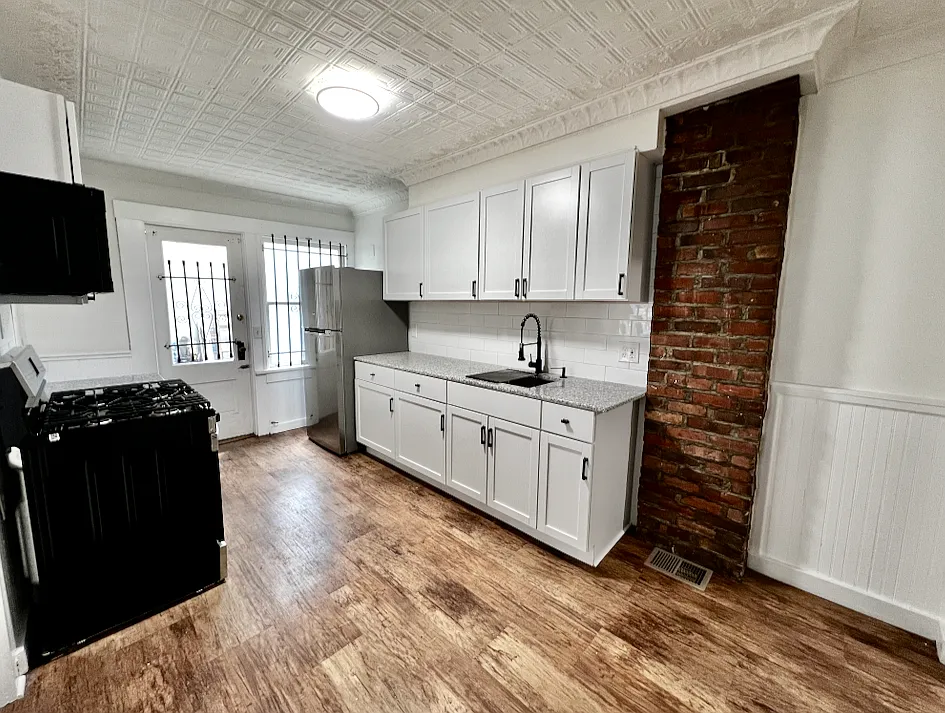 1945 E Main St #1