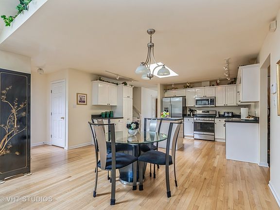 4th image of 17300 Royal Ct