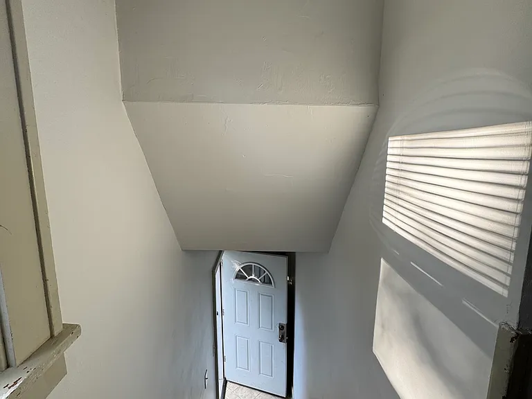 1510 Kinyon St #2 — Photo 9