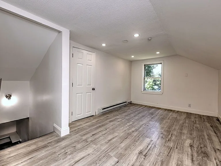 330 Naugatuck Ave — Photo 38
