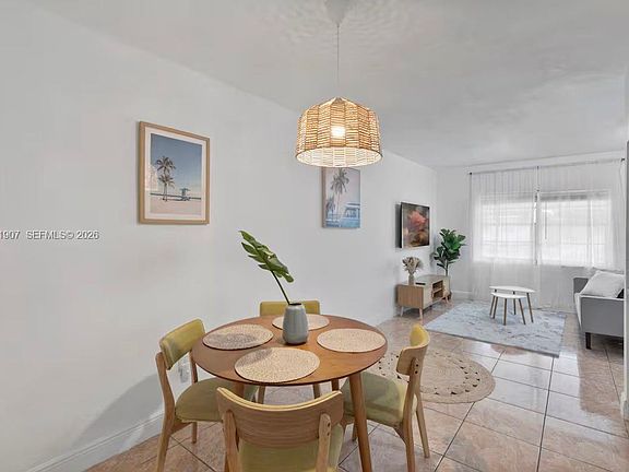 5th image of 1947 NW 33rd St #1
