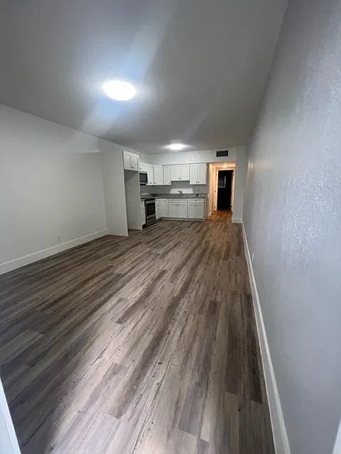 1 bed, 550 sqft, $1,625 — Photo 2