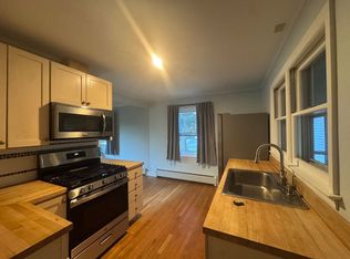 24 Henderson Rd, Williamstown, MA 01267