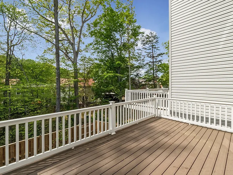 4502 Dale Creek Way — Photo 32