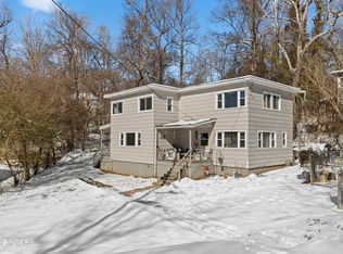 149 Wade Ln, Oak Ridge, TN 37830