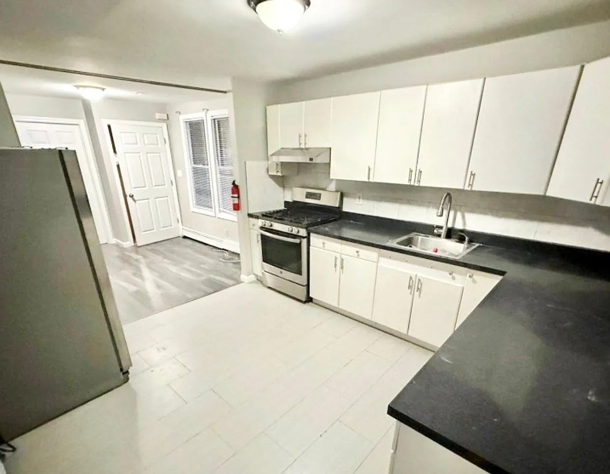 101 Lafayette Ave — Photo 3