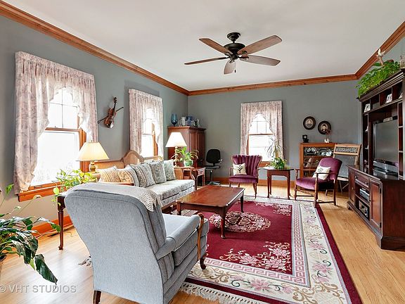 3rd image of 1834 North Ave