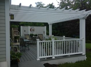 132 Rockwell Rd, Bethel, CT 06801