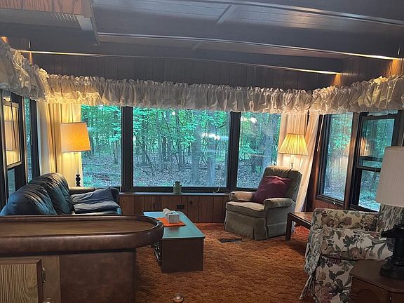 2nd image of 2355 Orchard Landing Rd
