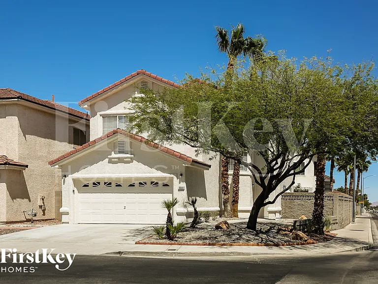 3600 N Tomsik St — Photo 2
