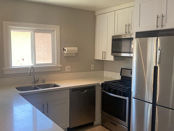 4th image of 4230 42nd St #1